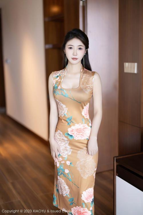 美女被扒开操的相关介绍