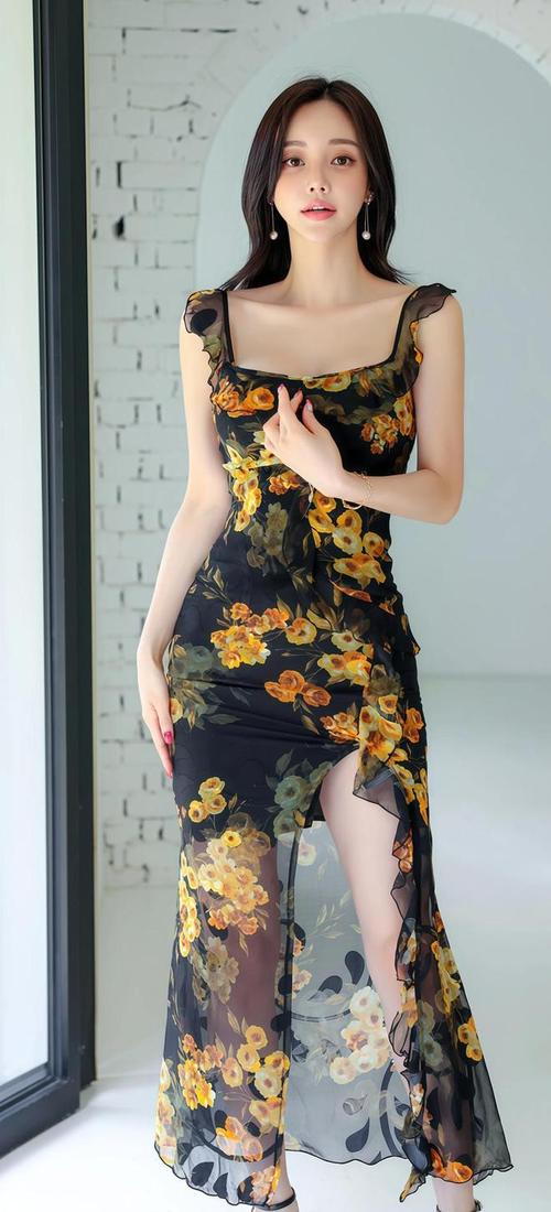 久久人体欧美艺术鉴赏：高清写真与人体美学精选合集