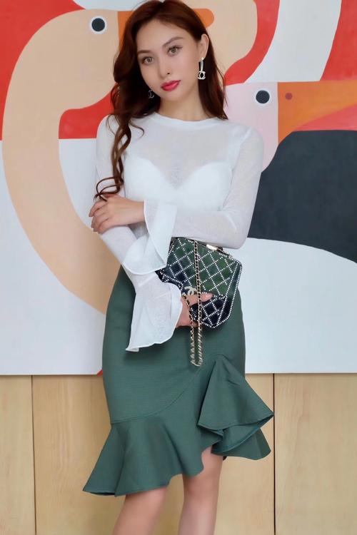 插美女冒白浆的相关介绍