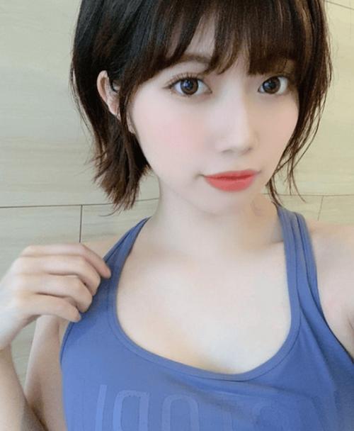 美女老师被我操爽的相关介绍