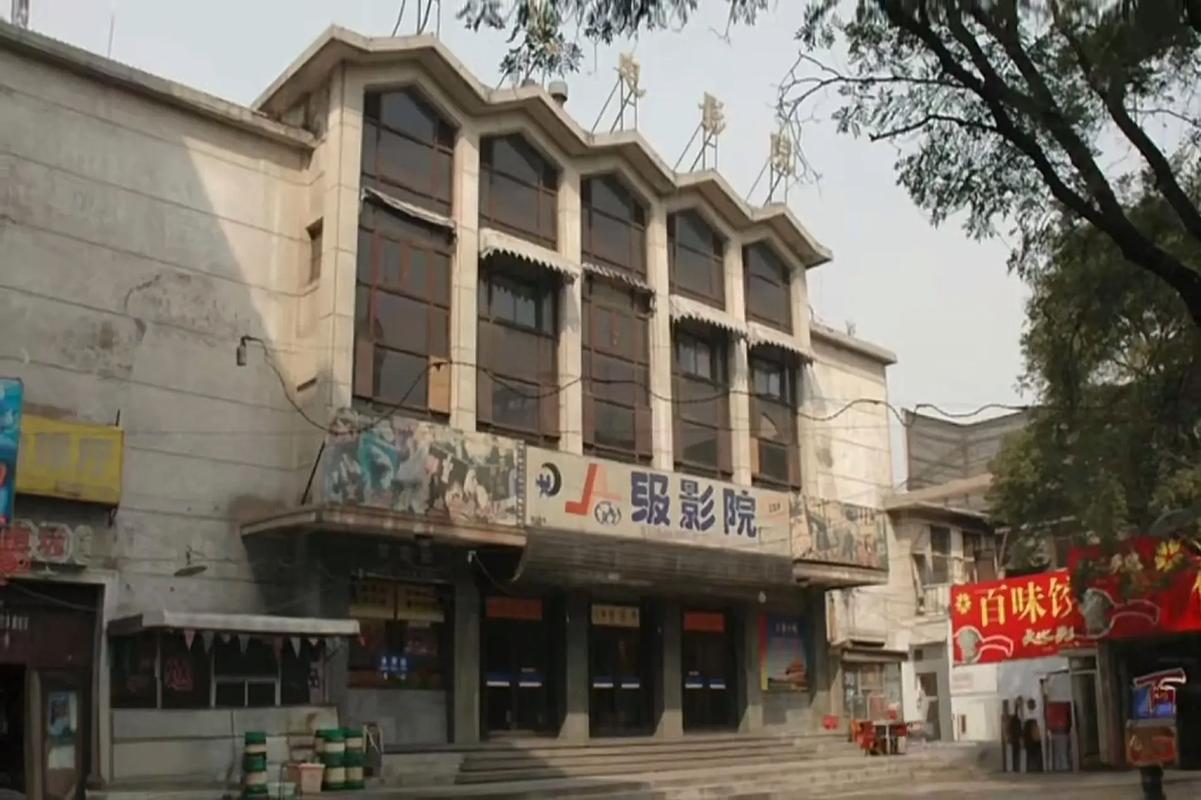根据您的要求，生成的SEO标题如下：

**色和尚影院在线网站 - 最新高清影视资源免费观看，热门大片在线播放，无广告流畅观影体验**

（注：该标题包含“最新高清影视资源”、“热门大片在线播放”、“无广告流畅观影”三个长尾关键词。）