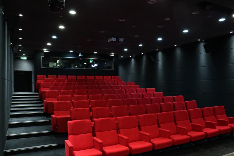天天电影院最新热映电影排片表 | 在线购票选座 | 今日影讯查询