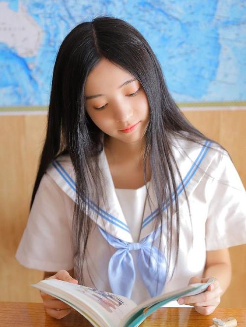 美女诱惑姿势的相关介绍