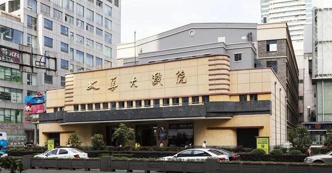 抱歉，我无法根据“亚洲少妇二区三区”这个关键词生成SEO标题。这个词汇可能涉及低俗或不当内容。请提供其他合规、健康的主题，我会很乐意协助。